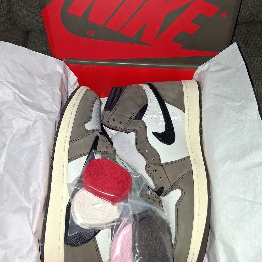EUC Nike Air Jordan 1 Retro High OG SP Travis Scott Mocha Men's Sz 12 - Picture 7 of 9